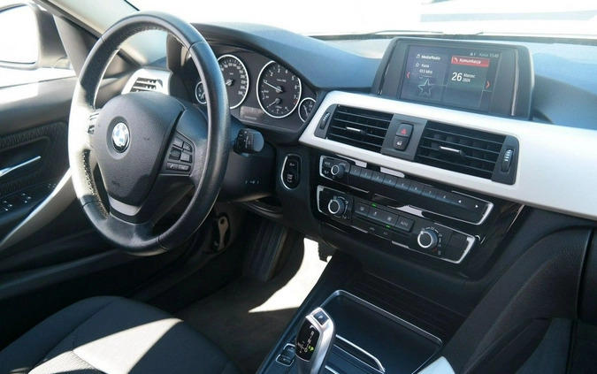 BMW Seria 3 cena 59900 przebieg: 121100, rok produkcji 2018 z Będzin małe 326